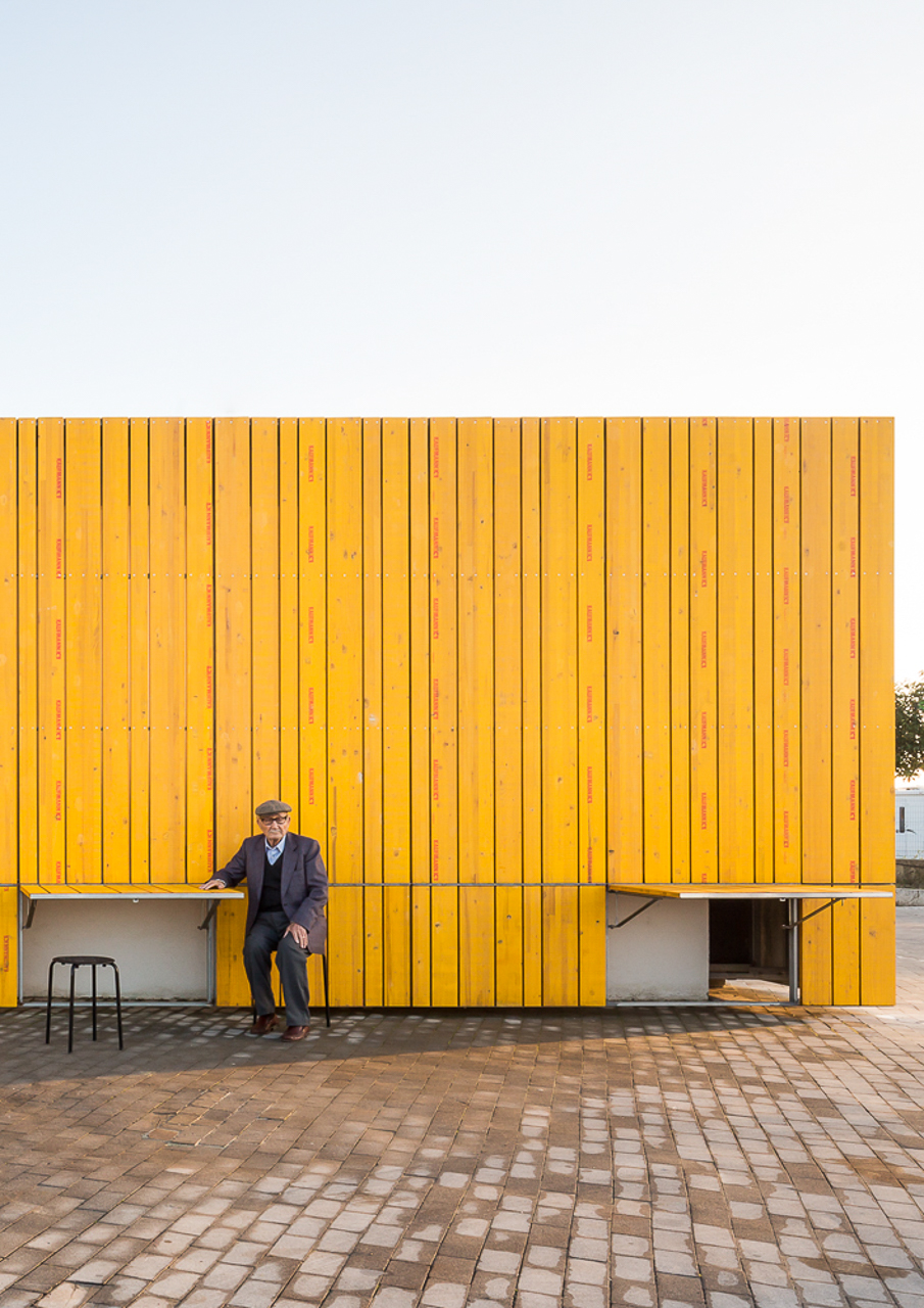 External skin and outdoor tables