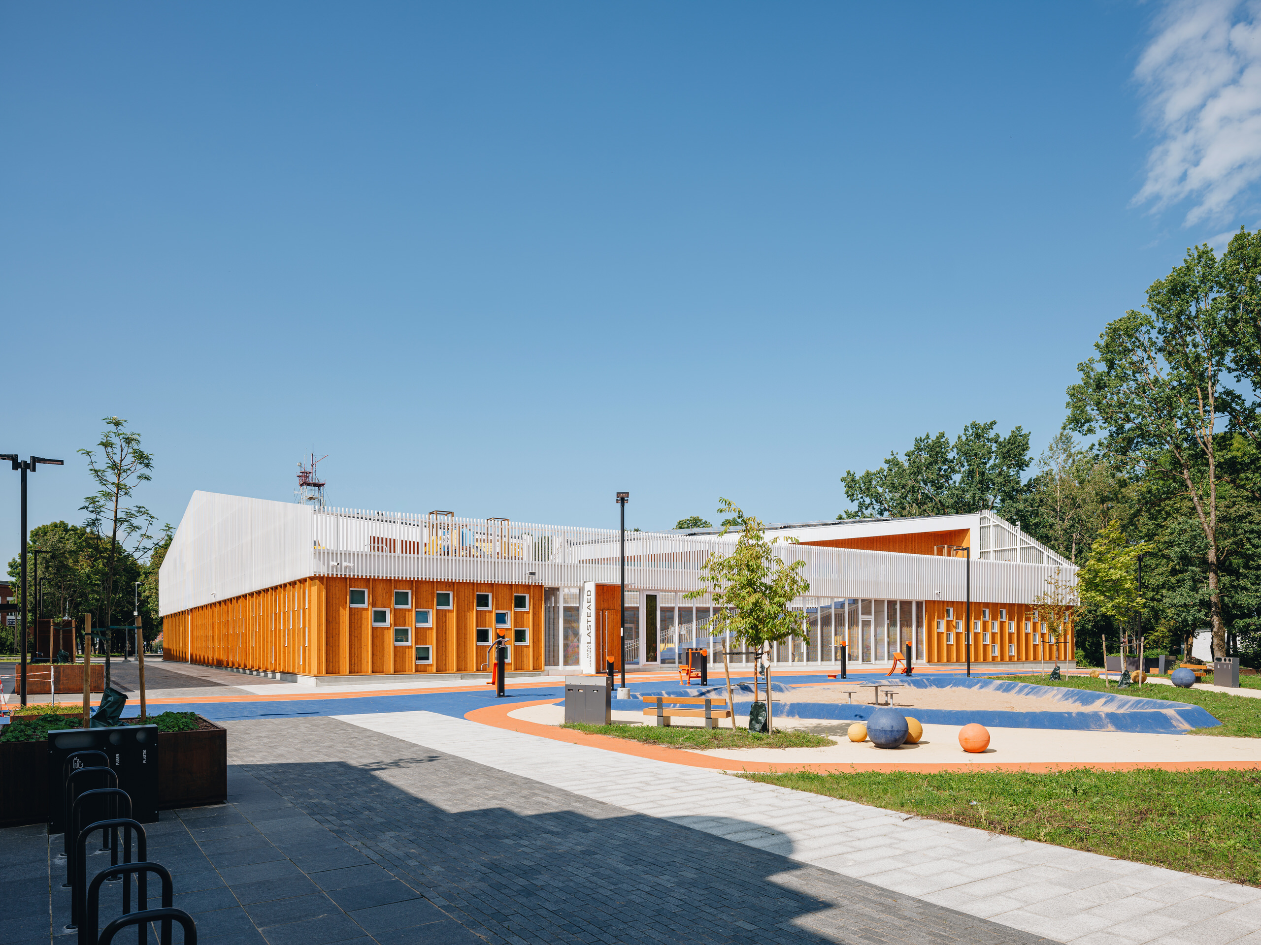 Narva Estonian School and the Old Town Kindergarten | EUmies Awards