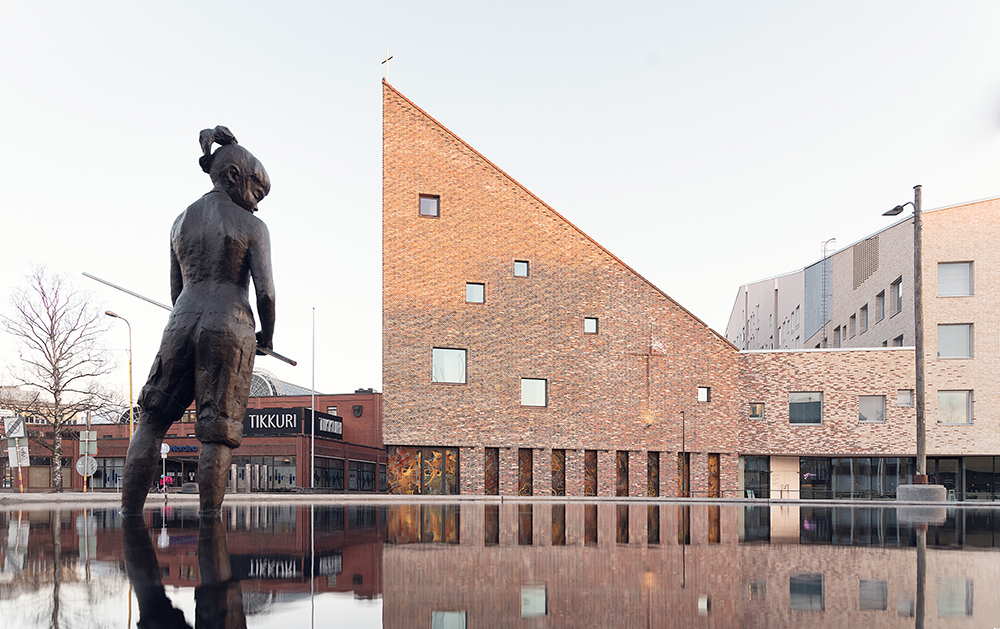 Tikkurila Church and Housing